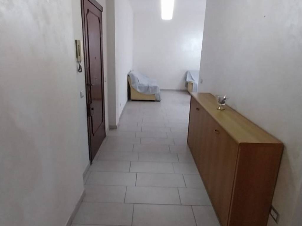 Appartamento a Terracina in Via Edmondo De Amicis - Foto 5