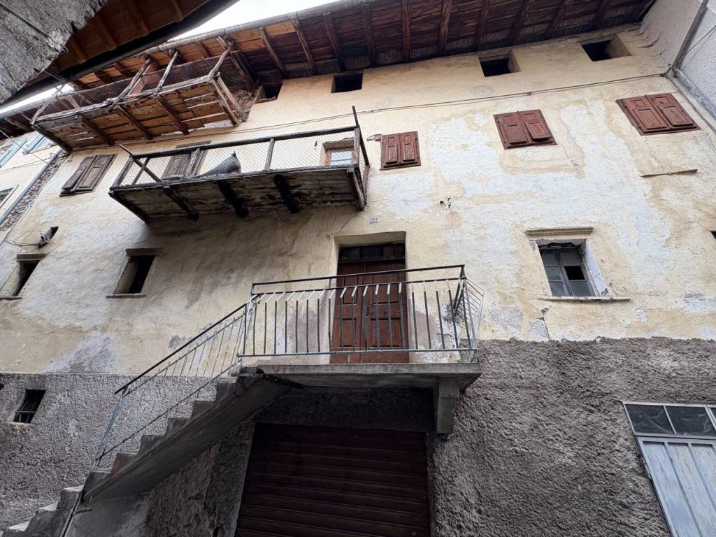 Villa a Cembra lisignago in Via Frona dei Rodari - Foto 2