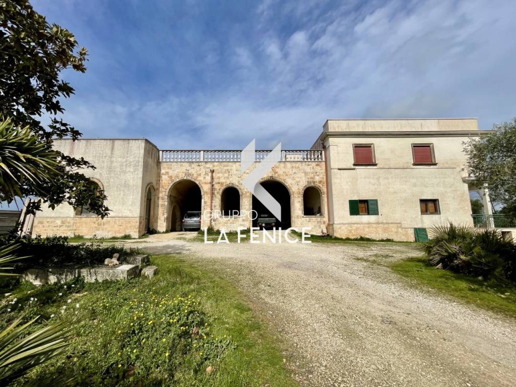 Rustico / casale a Martina franca in c.da monte ilario - Foto 2