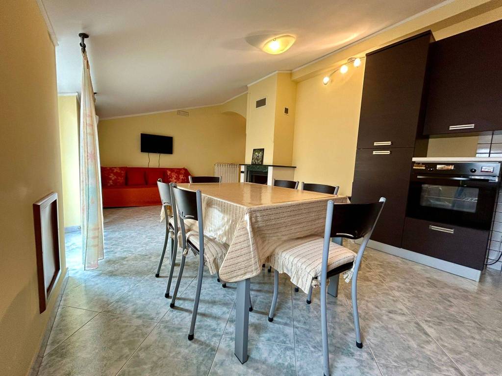 Appartamento a San giovanni rotondo in Via Licio Quinzio Cincinnato, 68 - Foto 4