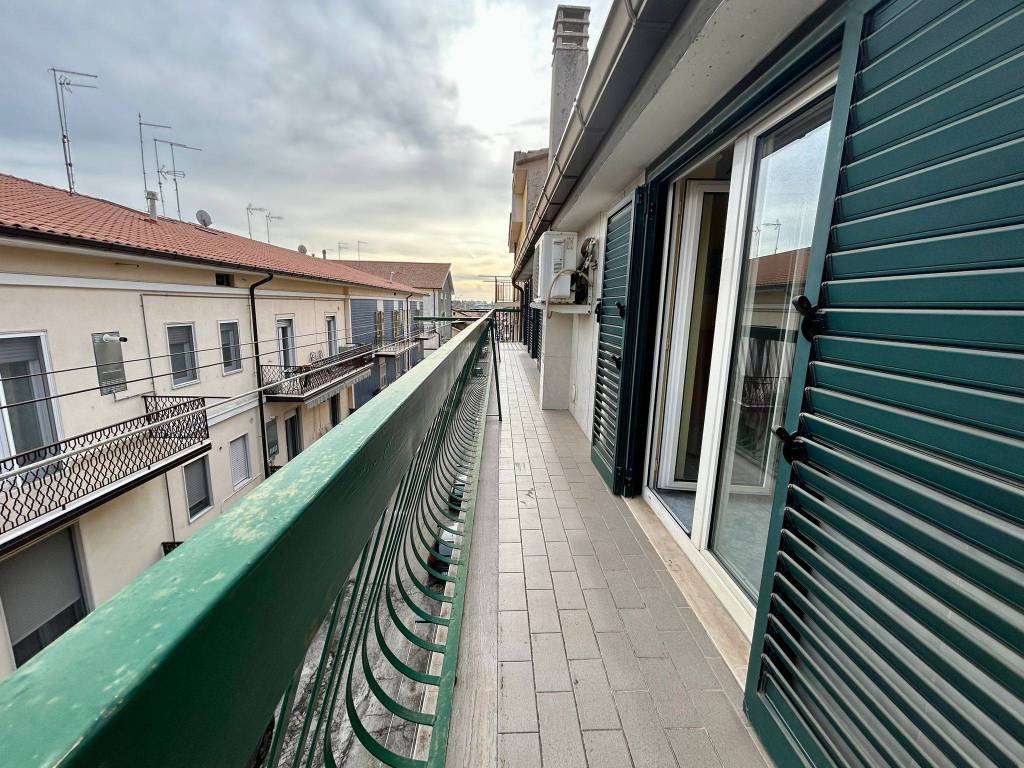 Appartamento a San giovanni rotondo in Via Licio Quinzio Cincinnato, 68 - Foto 5