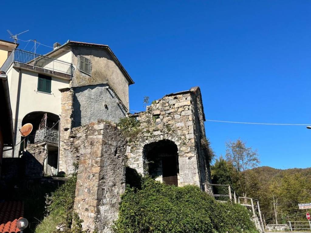 Rustico / casale a Maissana in Via Provinciale Santa Maria, 1 - Foto 2