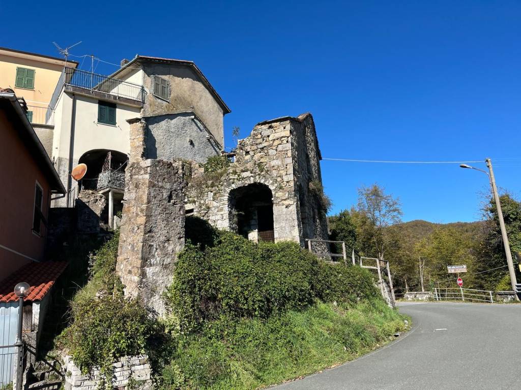 Rustico / casale a Maissana in Via Provinciale Santa Maria, 1 - Foto 3