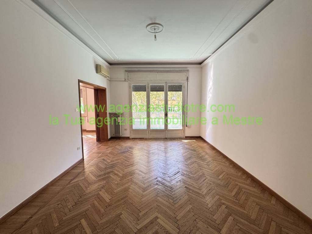 Immobile a Venezia in Corso del Popolo 70 - Foto 2