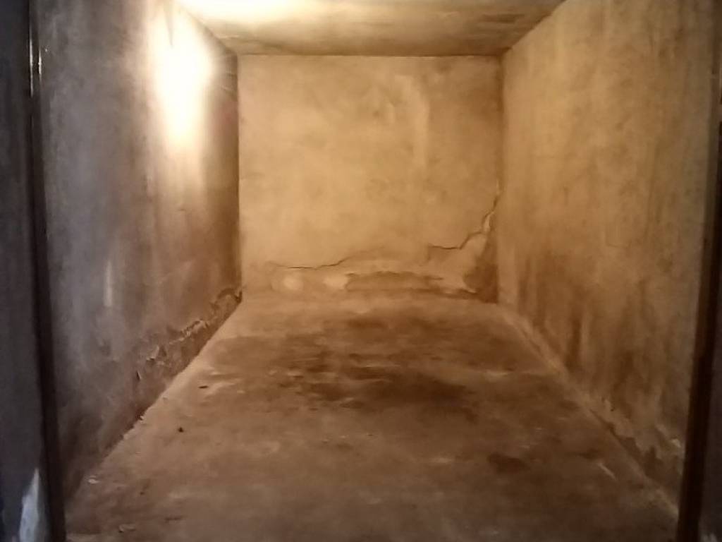 Box / garage a Parabiago in Via Benedetto Croce, 26 - Foto 3