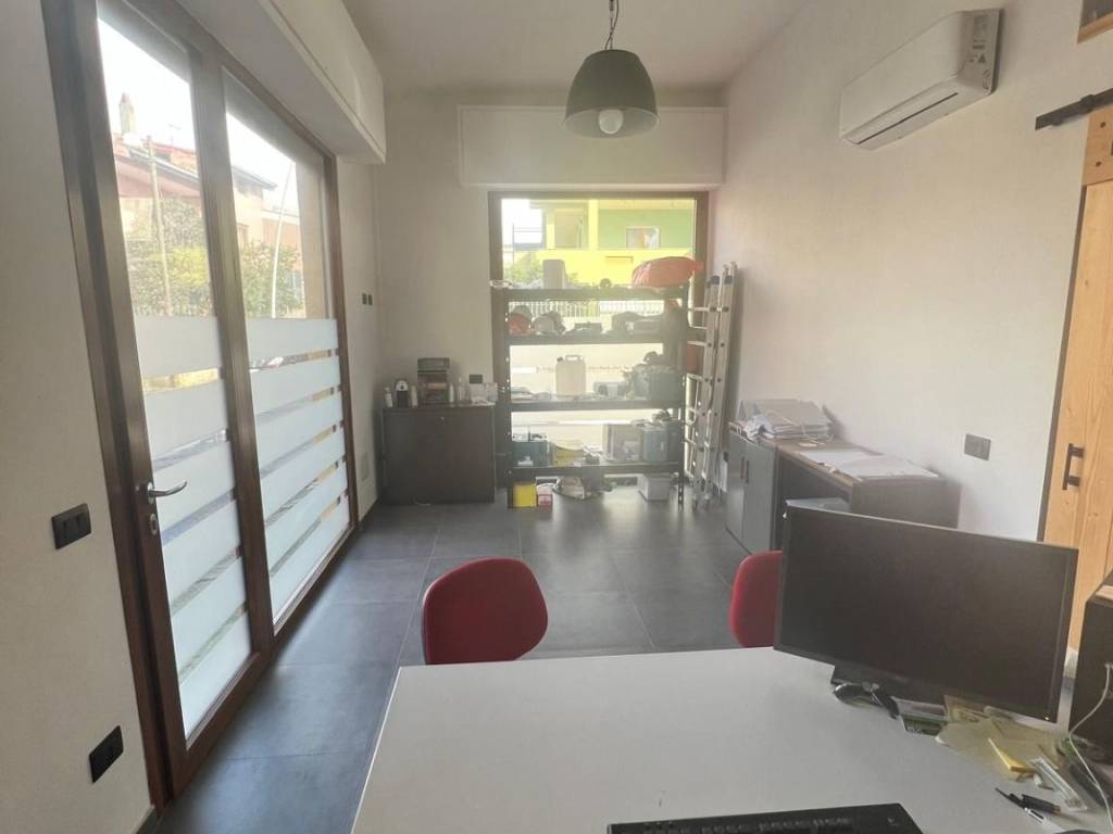 Immobile a Assemini in Via Toscana - Foto 2