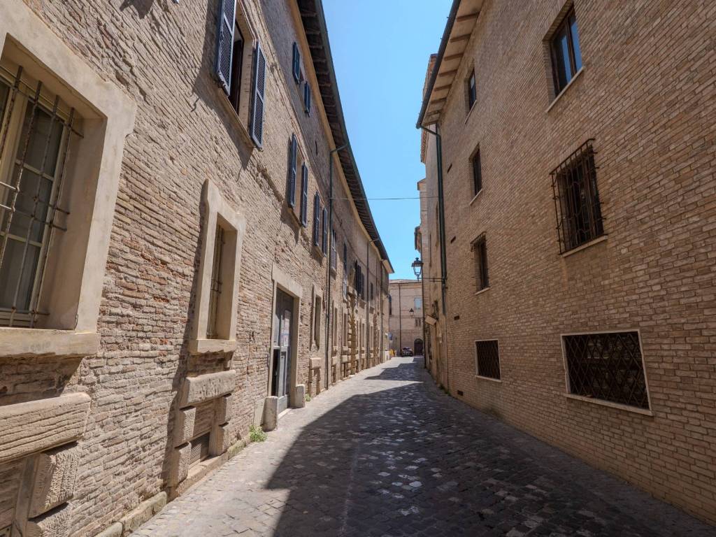 Palazzo / stabile a Fano in Via Castruccio Castracane - Foto 5