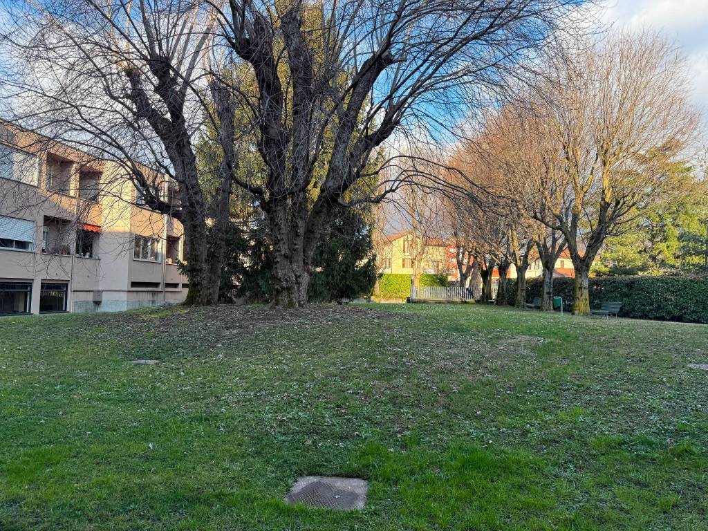 Appartamento a Como in Via 1 Maggio - Foto 2