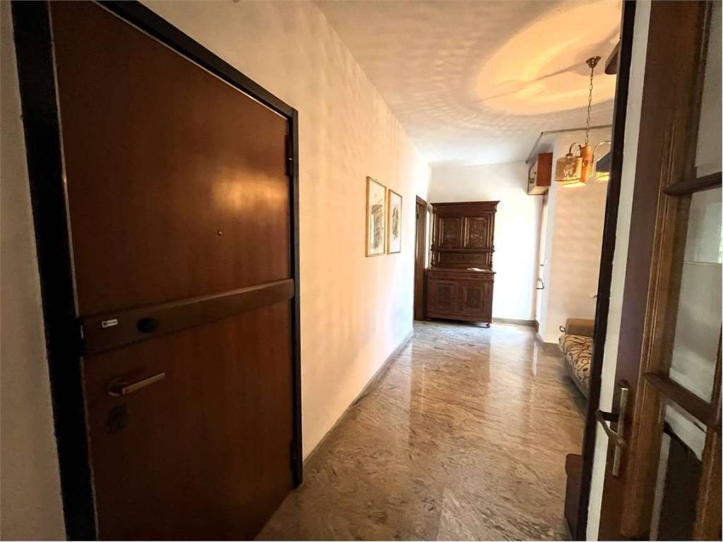 Appartamento a Brindisi in Viale Belgio, 12 - Foto 4