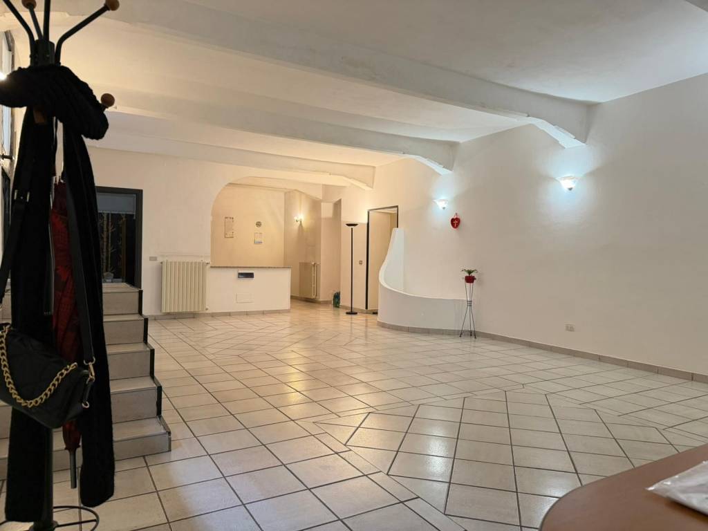 Appartamento a Busto arsizio in Viale Lombardia, 30 - Foto 2