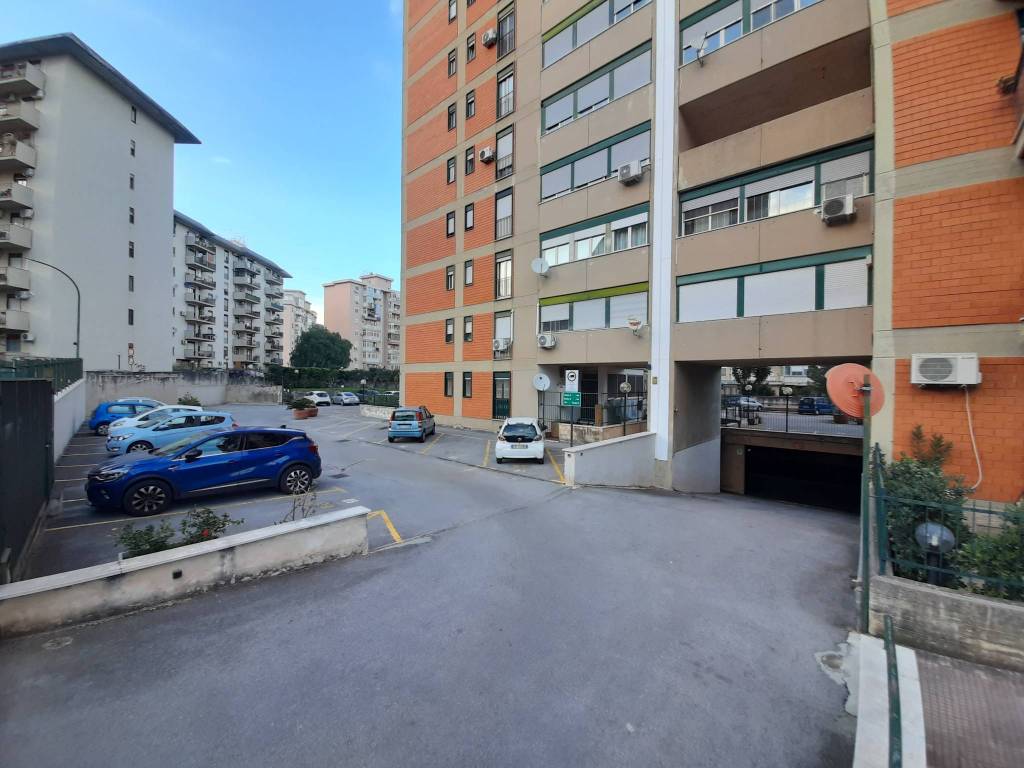 Appartamento a Palermo in Via Bartolomeo Berrettaro - Foto 5