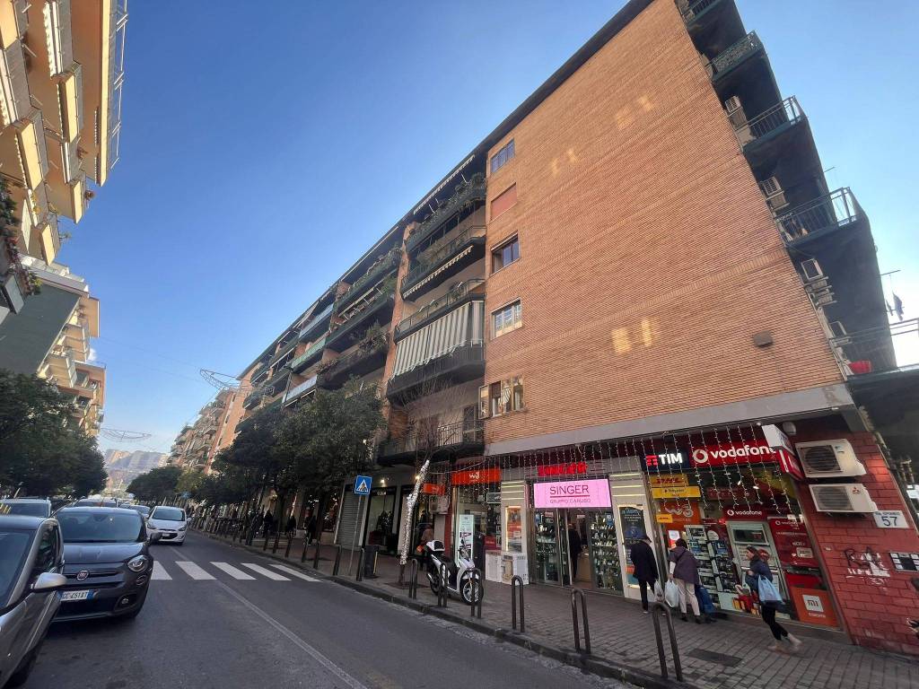 Appartamento a Napoli in Via dell'Epomeo - Foto 2
