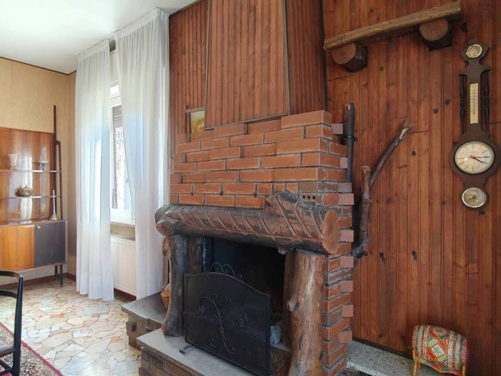 Villa a Gallarate in Via Generale Giuseppe Perotti, 10 - Foto 5