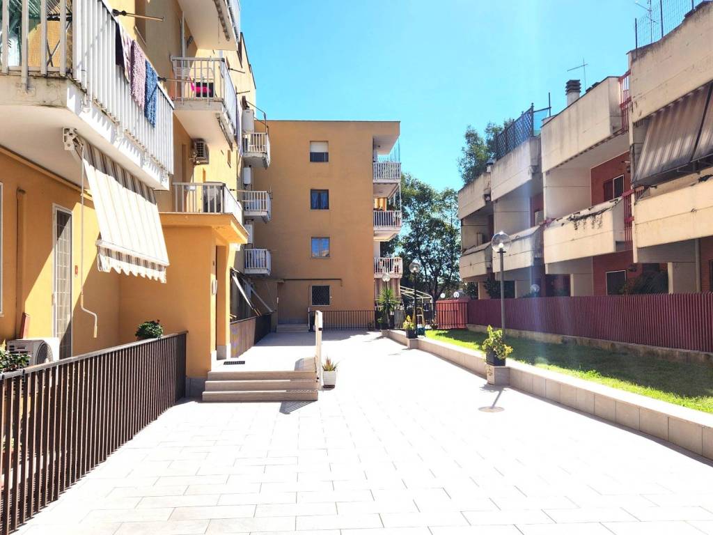 Appartamento a Roma in Via Padre Massaruti - Foto 5