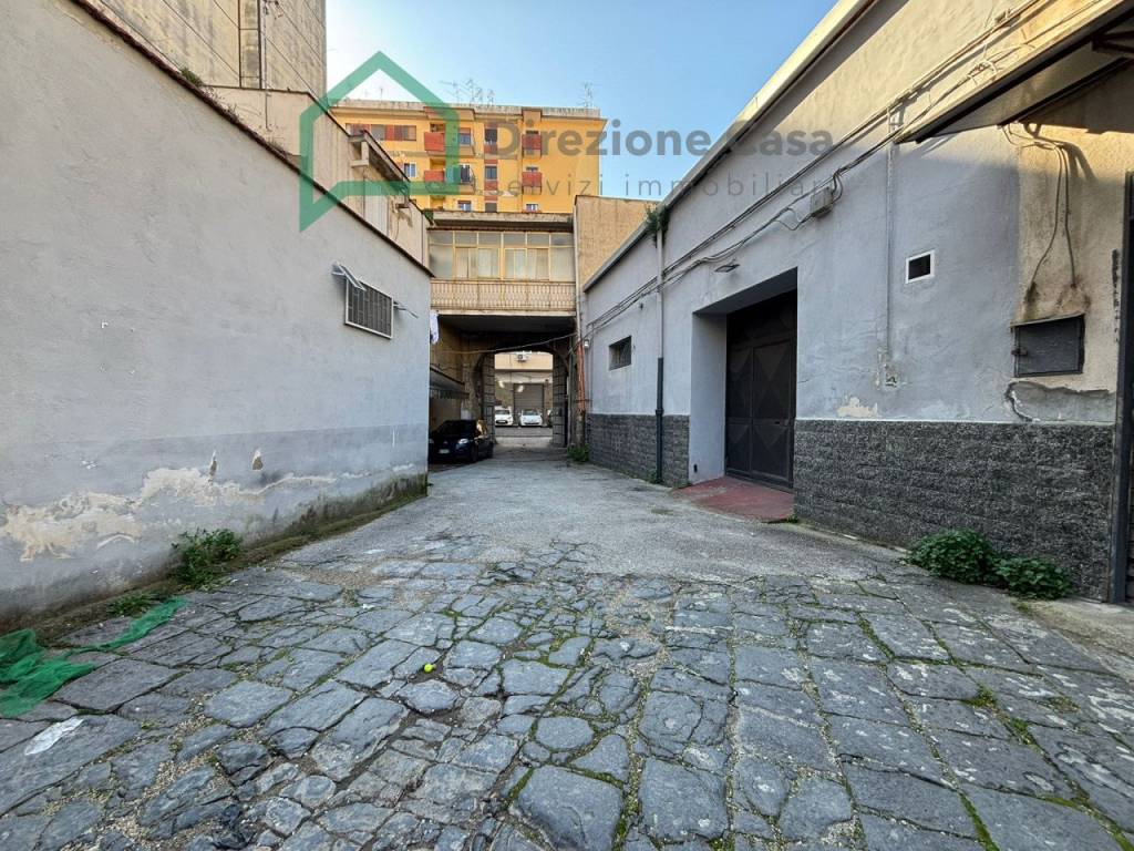 Immobile a Napoli in VIA PASQUALE BAFFI, 2 - Foto 5