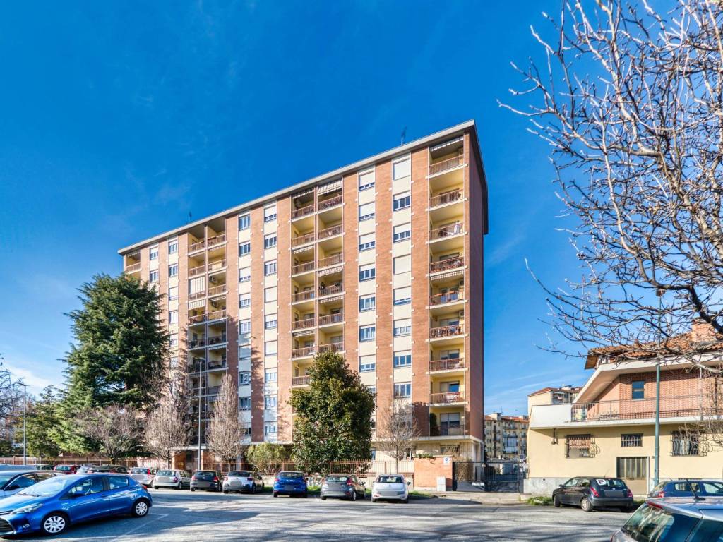 Appartamento a Torino in Via Sospello, 47 - Foto 2