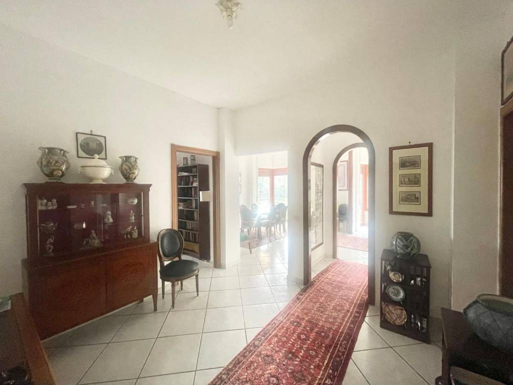 Appartamento a Napoli in Via Francesco Petrarca - Foto 2