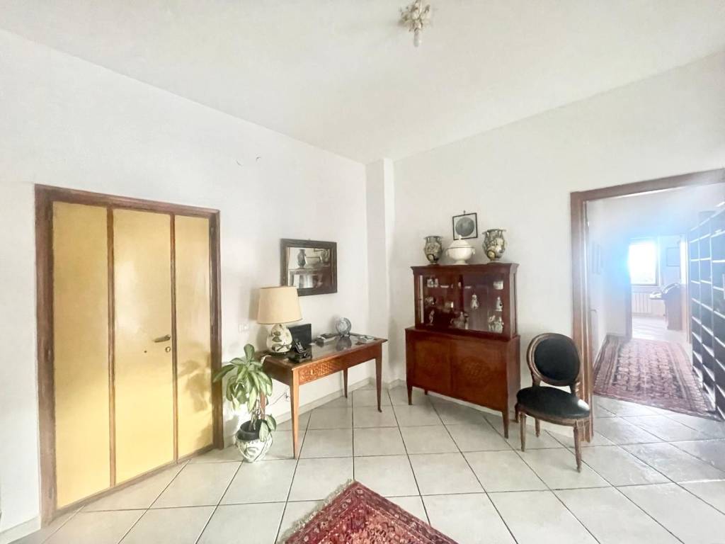 Appartamento a Napoli in Via Francesco Petrarca - Foto 3