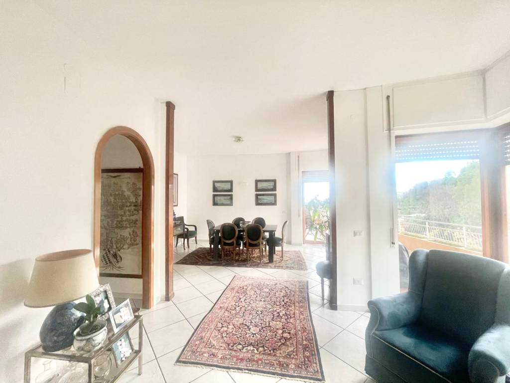 Appartamento a Napoli in Via Francesco Petrarca - Foto 4