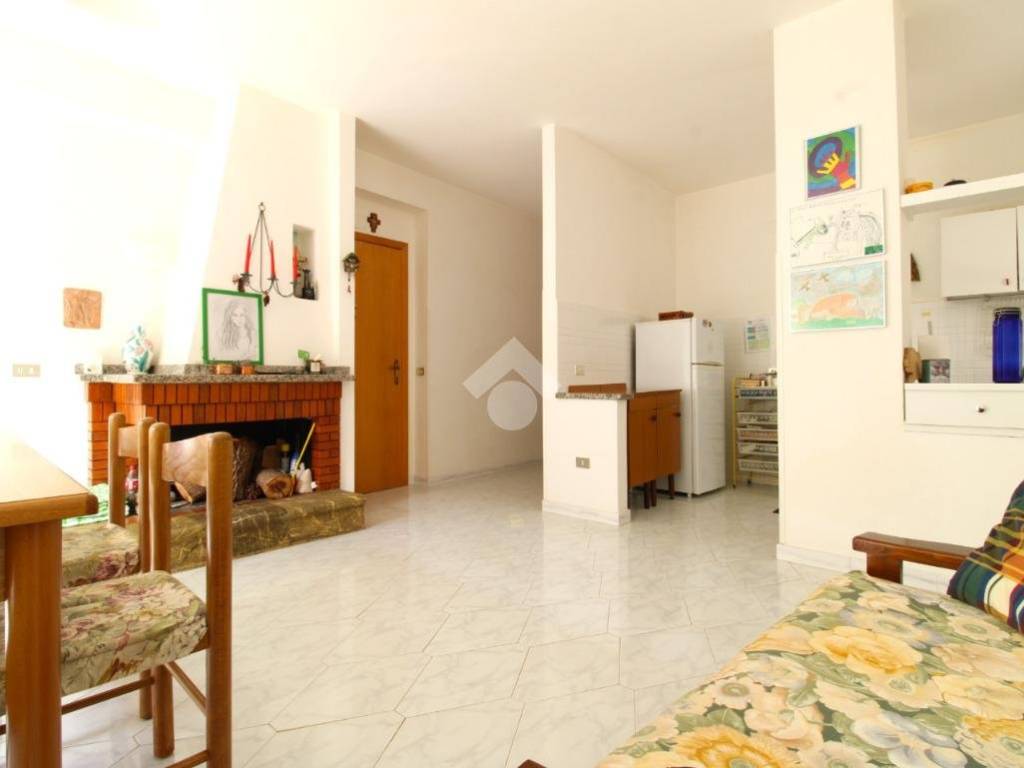 Appartamento a Torraca in Via seconda trinità - Foto 4