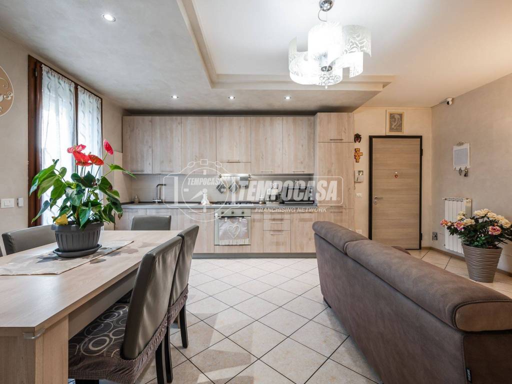 Appartamento a Casalgrande in Via Livatino Rosario 4 - Foto 3