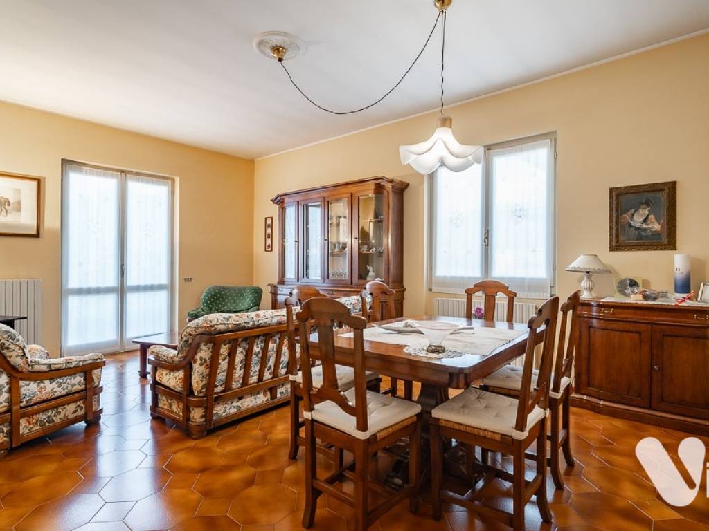 Villa a Oggiono in Via al Maglio, 16 - Foto 5