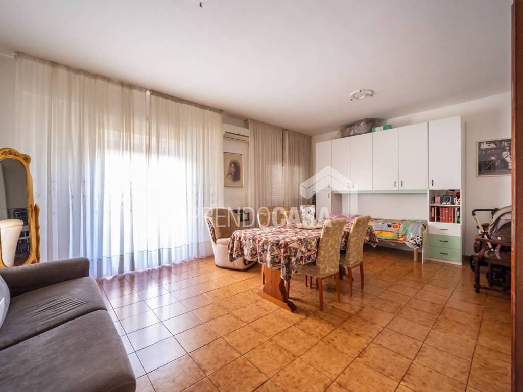 Appartamento a Palermo in Via Olindo Guerrini, 28 - Foto 2