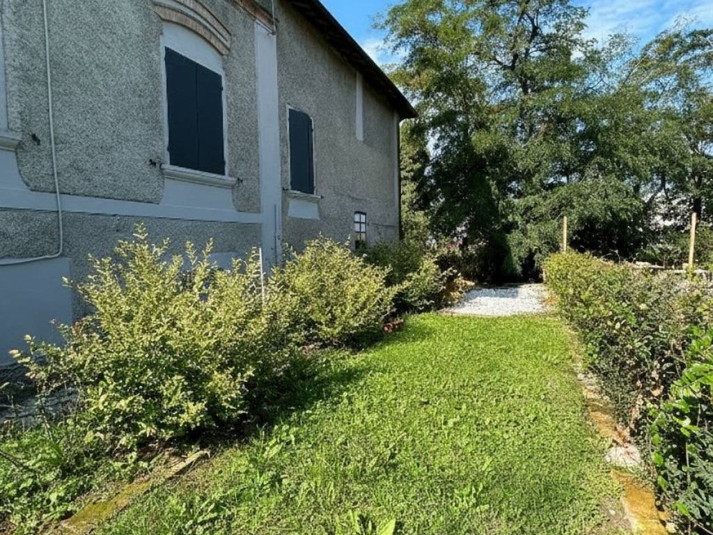 Appartamento a Reggio emilia in Via Isaac Newton, 102 - Foto 2