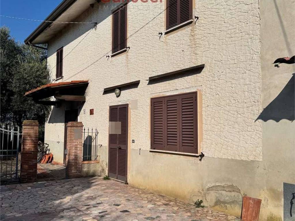Casa indipendente a Pescia - Foto 2