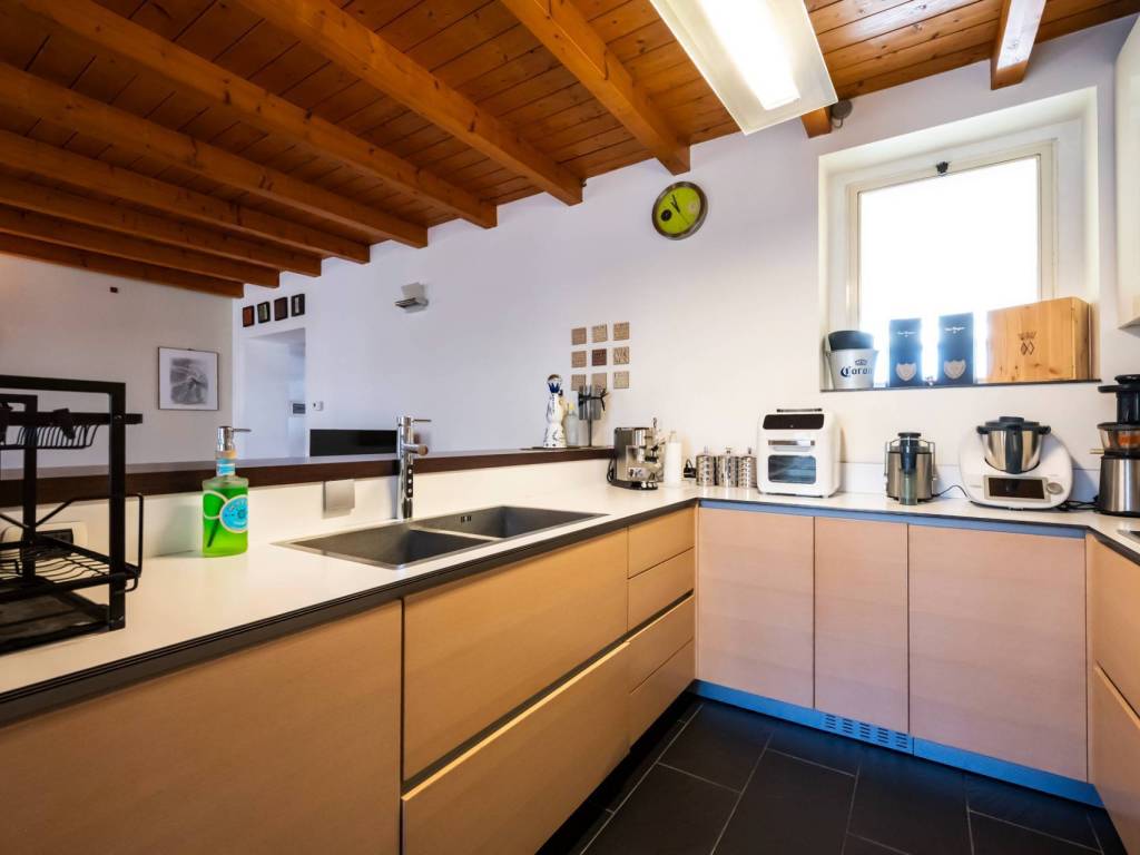 Appartamento a Gallarate in Via Felice Cavallotti, 10 - Foto 5