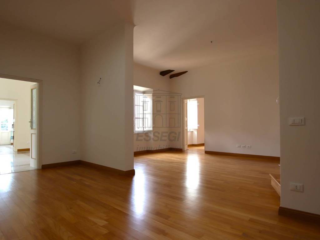 Appartamento a Lucca in Piazza San Michele, 32 - Foto 2