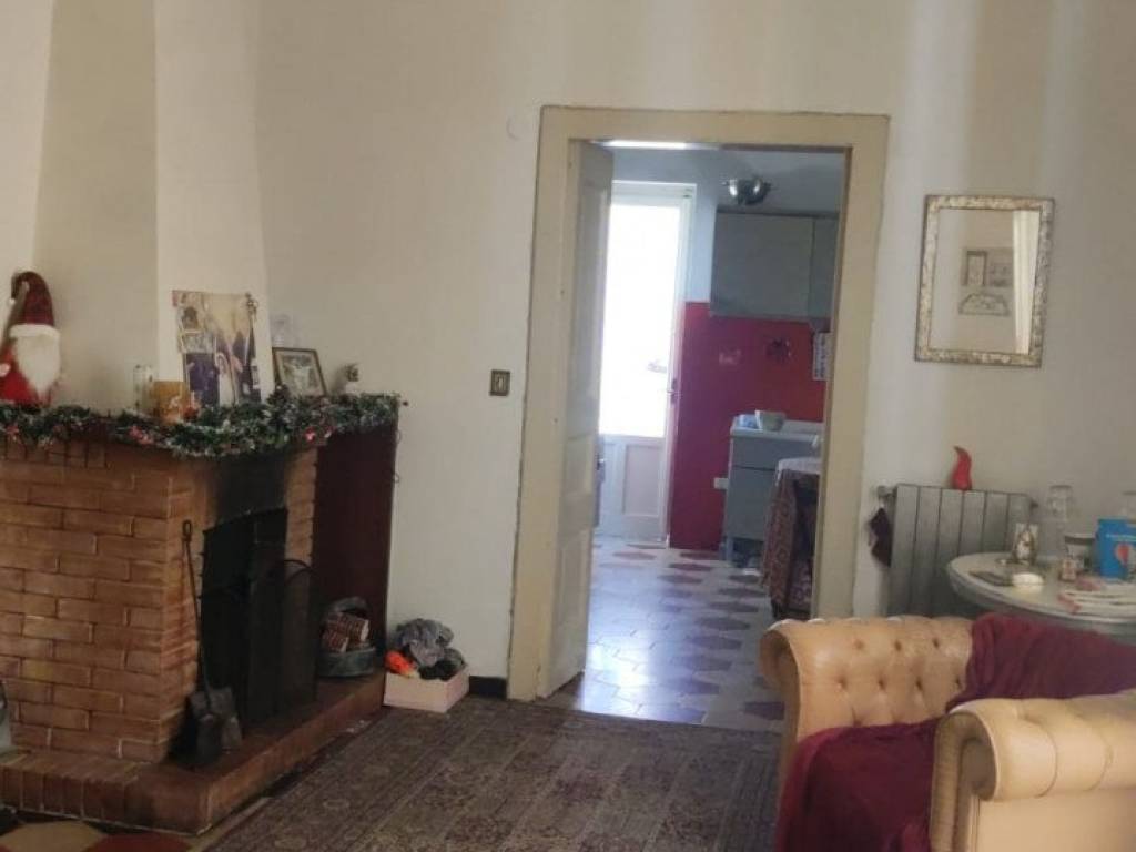 Casa indipendente a Montecorvino pugliano in Piazza Franchina - Foto 5