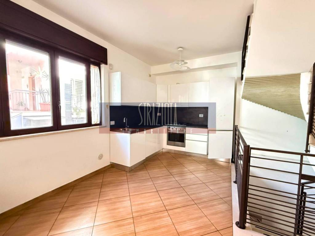 Casa indipendente a Modugno in Via Nicola Longo, 26 - Foto 2