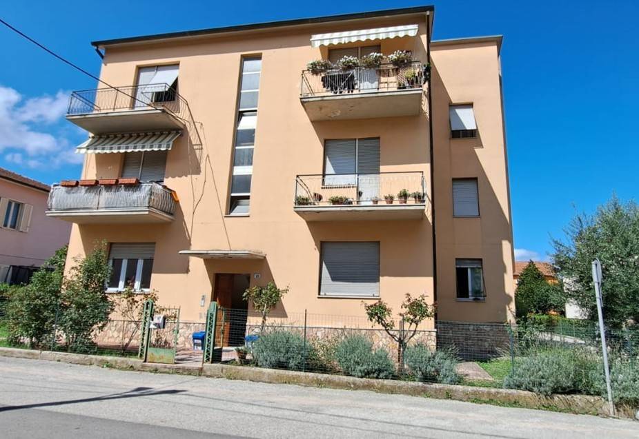 Appartamento a Spoleto in Via 2 Giugno - Foto 3