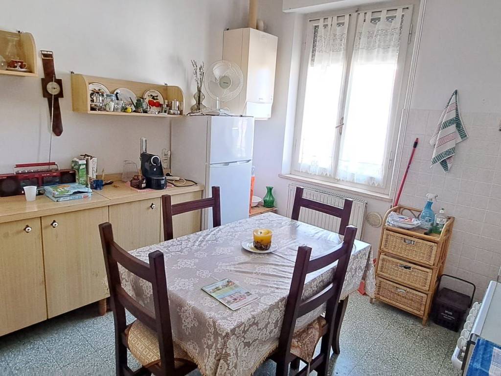 Appartamento a Spoleto in Via 2 Giugno - Foto 5