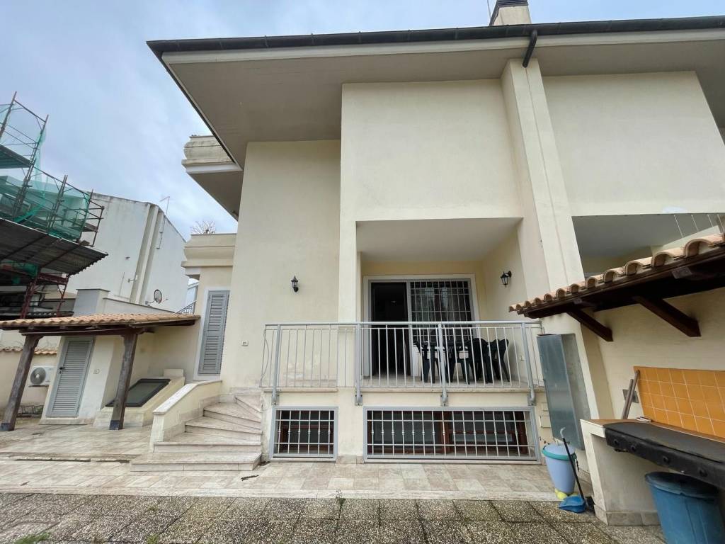 Villa a Fiumicino in Via Portorose - Foto 2