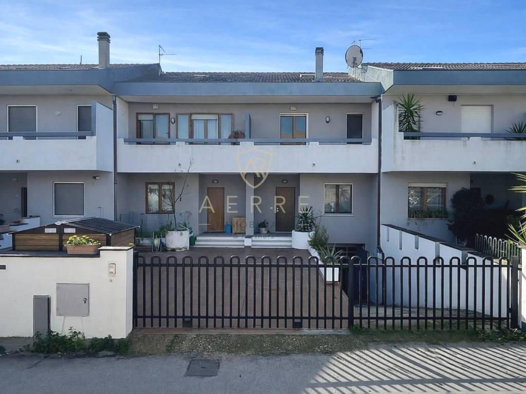 Villetta a schiera a Francavilla al mare in via Ettore Montanaro, 23 - Foto 2