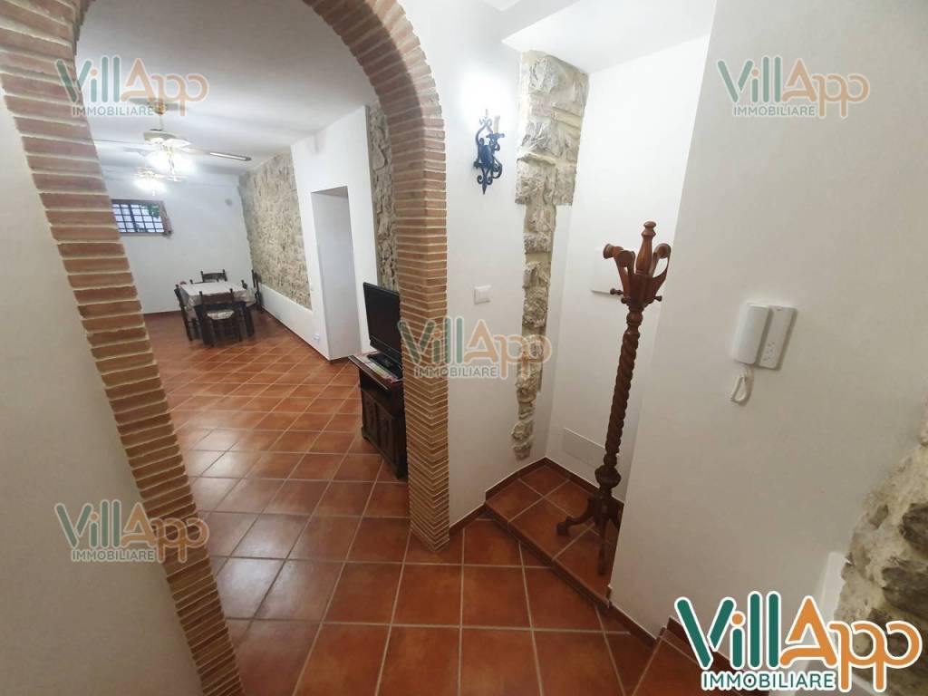 Appartamento a Fondi in Via Alessandro Manzoni, 18 - Foto 3