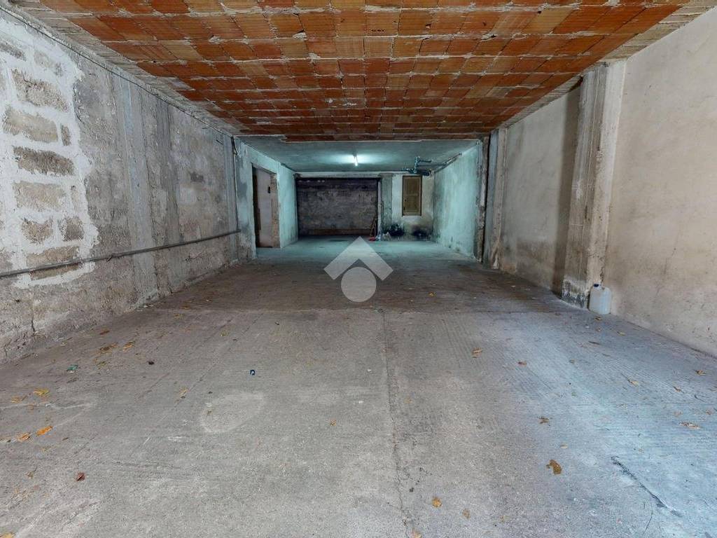 Box / garage a Oria in Via Cavour - Foto 2