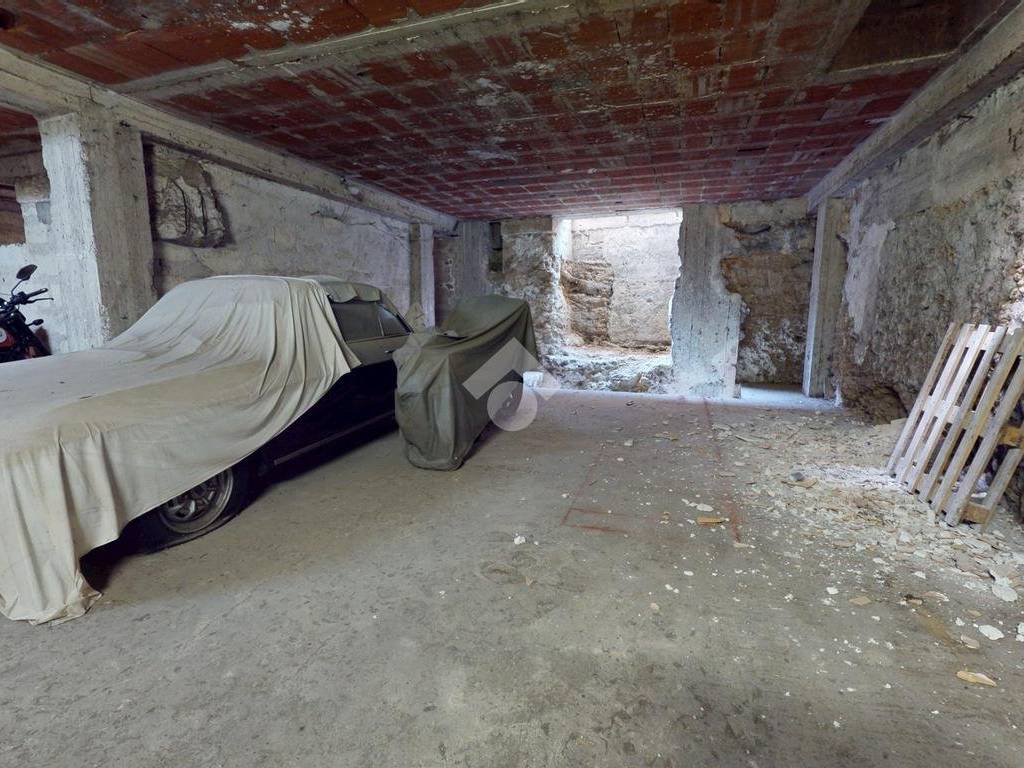 Box / garage a Oria in Via Cavour - Foto 5