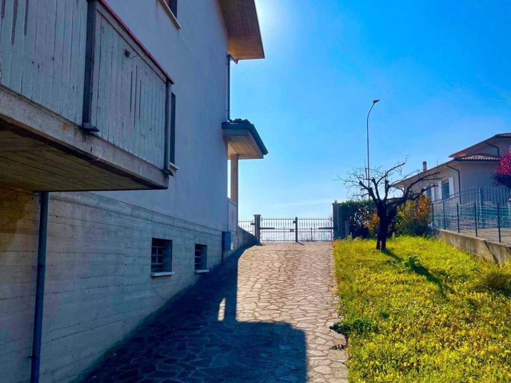 Villa a Guiglia in Via Niccolò Paganini - Foto 3