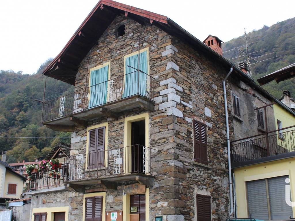 Rustico / casale a San bernardino verbano in Piazza MARTIRI DELLA VALGRANDE - Foto 3