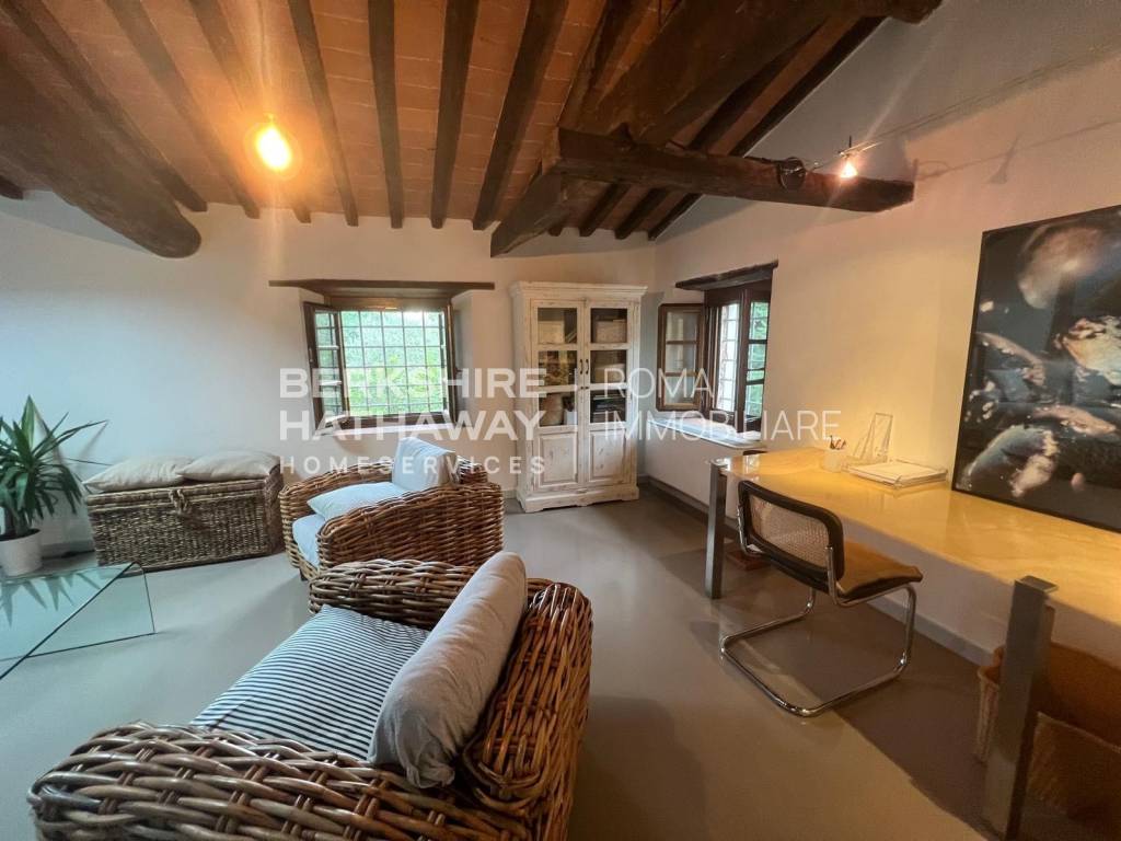 Villa a Pietrasanta in Via Valdicastello Carducci - Foto 3