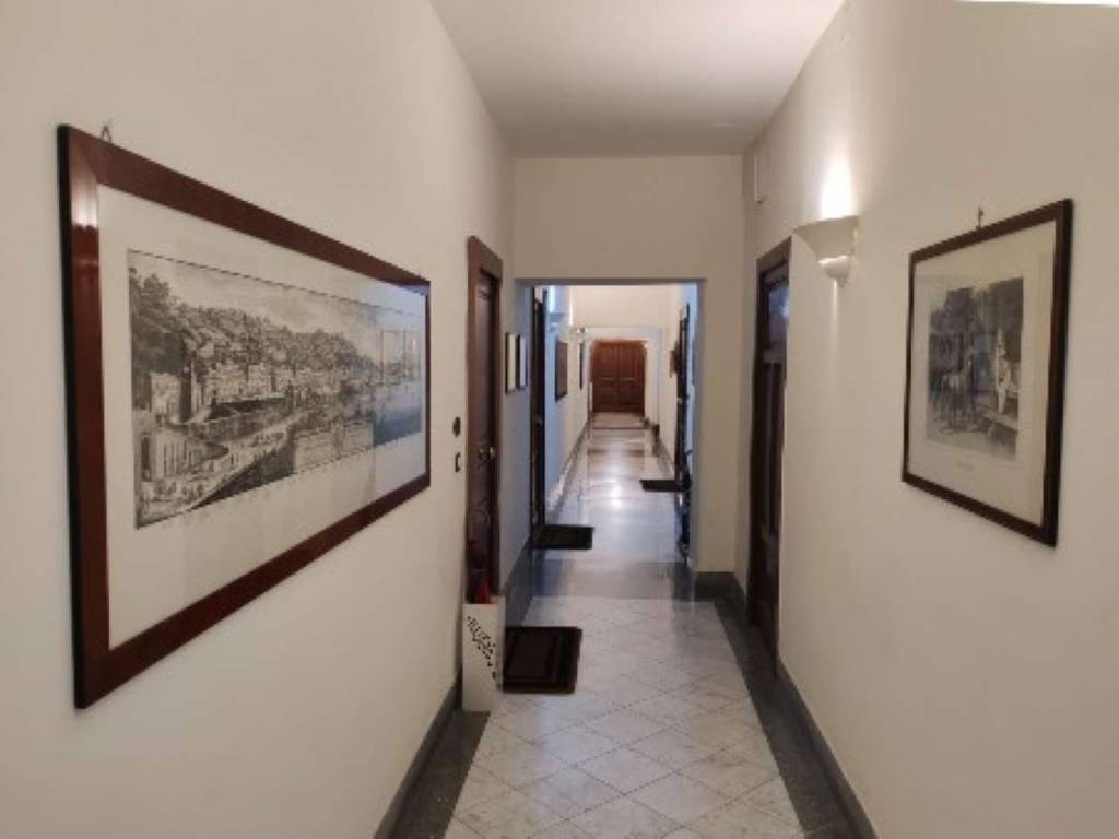 Appartamento a Napoli in piazza dei Martiri - Foto 3