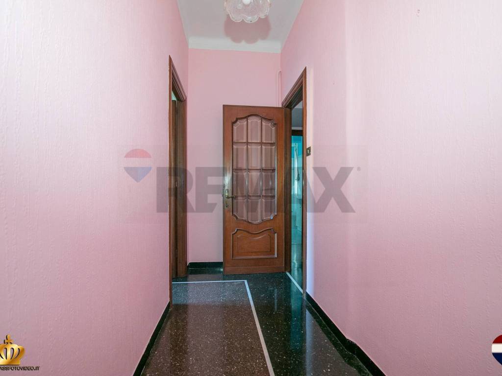 Appartamento a Genova in Via Molassana - Foto 2