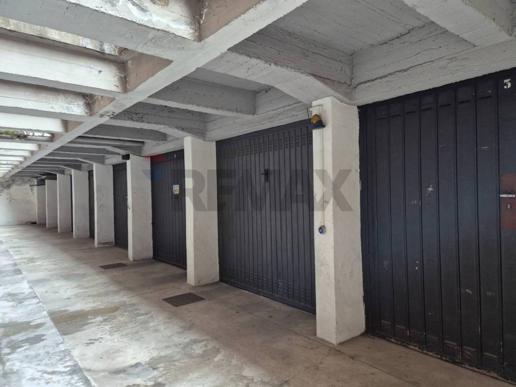 Box / garage a Bergamo in Via F.lli Calvi, 6 - Foto 3