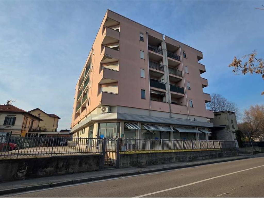 Appartamento a Como in Via Scalabrini, 50 - Foto 3