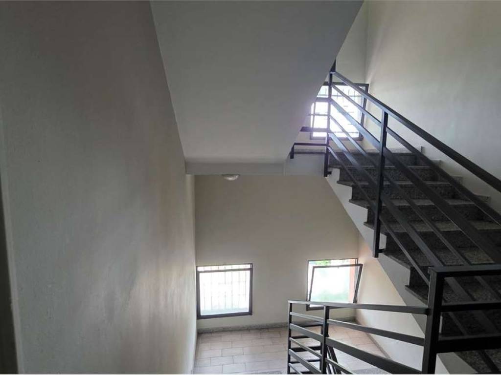 Appartamento a Como in Via Scalabrini, 50 - Foto 4