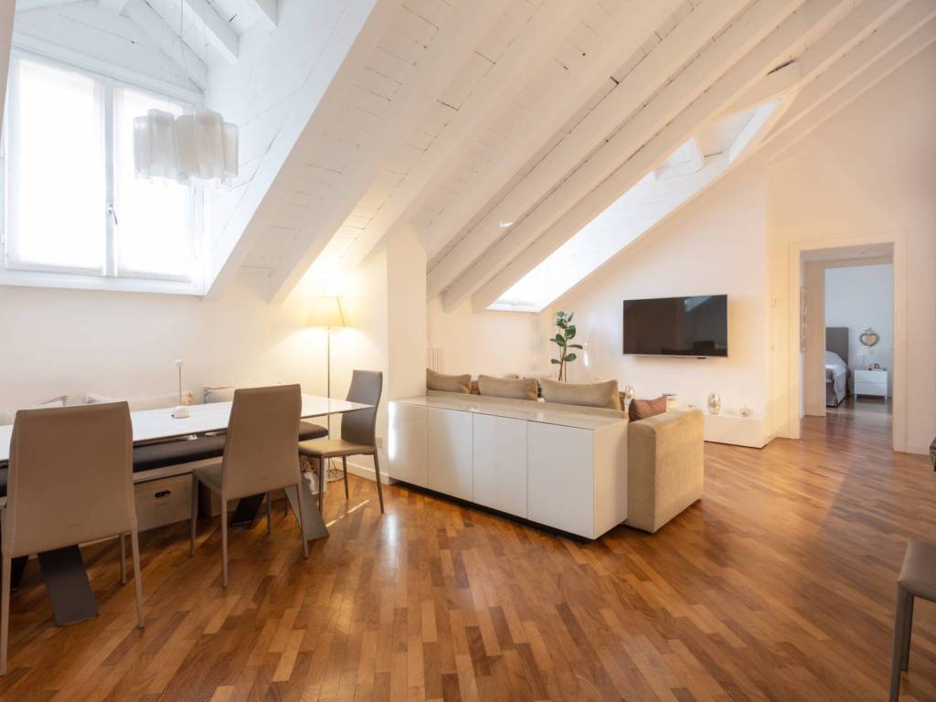 Appartamento a Milano in Via Anfiteatro, 12 - Foto 5