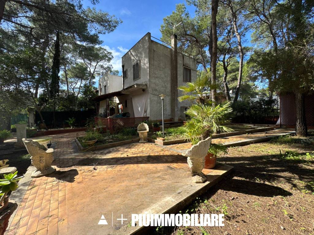 Casa indipendente a Castellaneta in Via Tereskova, 32 - Foto 2